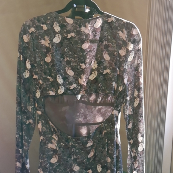 Sunday Best dress from Aritzia - Picture 4 of 8